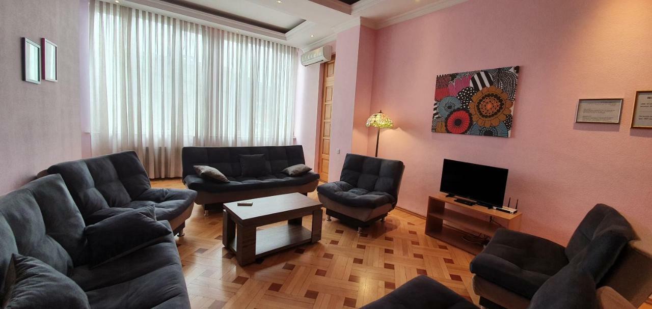 Apart-Hotel David Tbilisi ภายนอก รูปภาพ