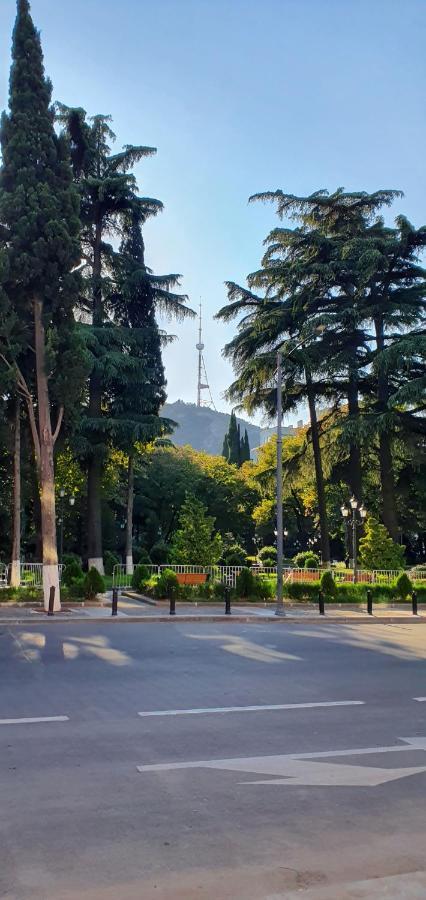 Apart-Hotel David Tbilisi ภายนอก รูปภาพ